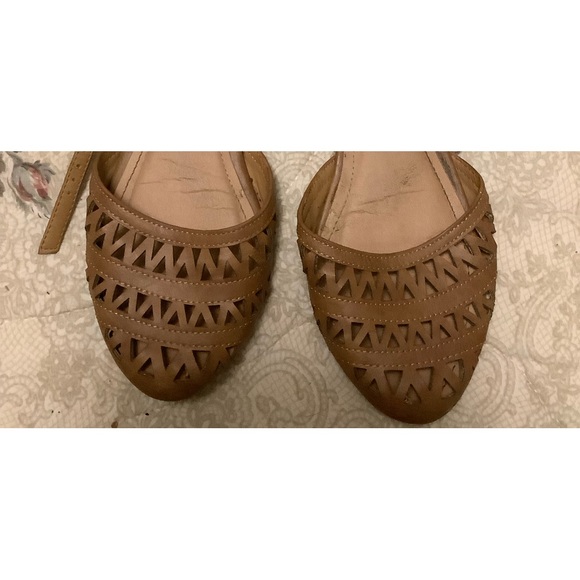 Bamboo 8.5 sandals great condition - Picture 2 of 7